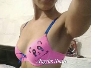 Angelik_Smith