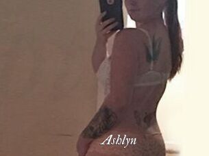 Ashlyn_