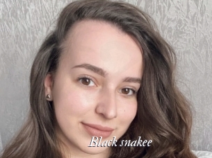 Black_snakee