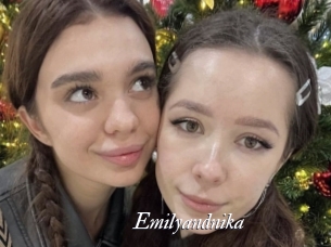 Emilyandnika