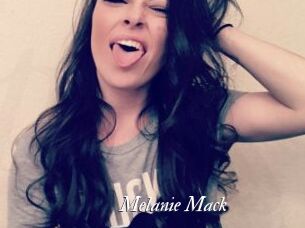 Melanie_Mack