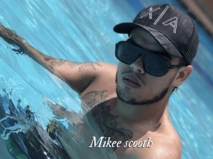 Mikee_scooth