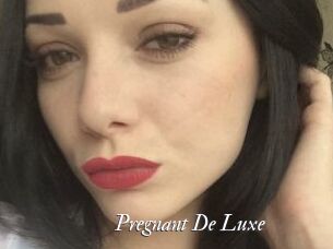 Pregnant_De_Luxe