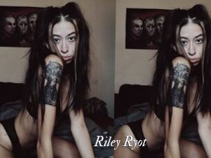 Riley_Ryot