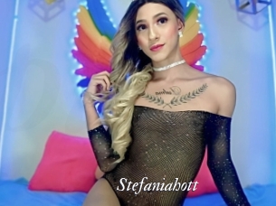 Stefaniahott