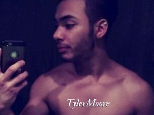 Tyler_Moore